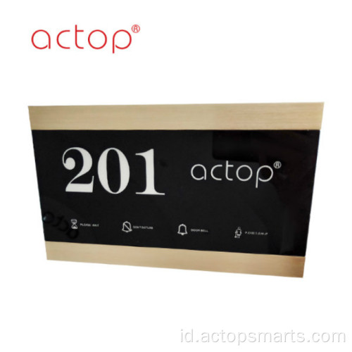 Actop doorplate dengan nomor kamar